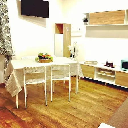 Al Quinto B&B 구스피니